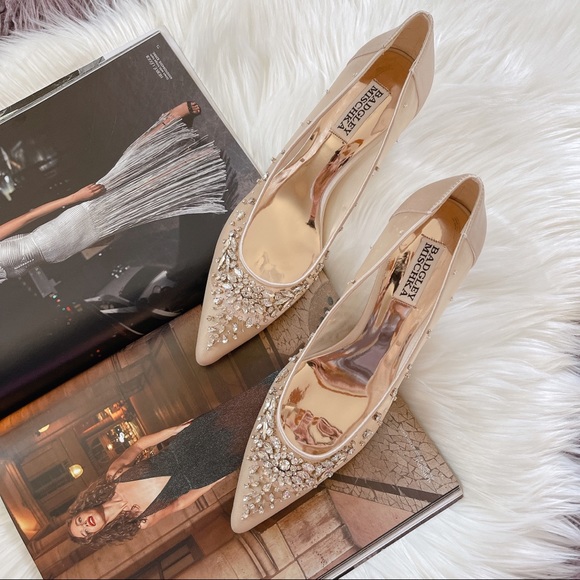 COPY - Badgley Mischka Onyx kitten heel pump - Picture 6 of 15